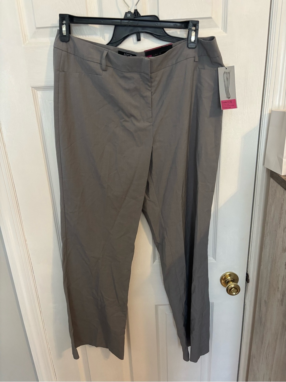 Women’s Gray Dress Pants new with tags